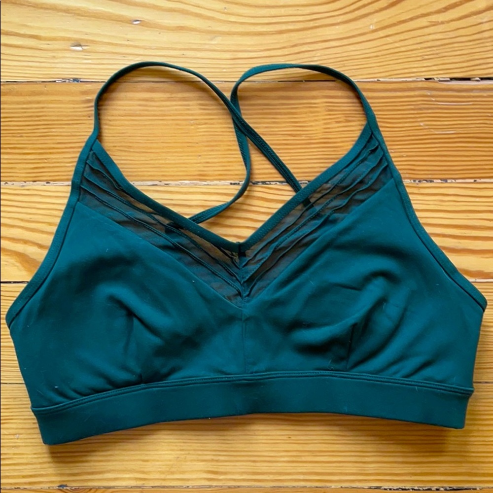 Alo Yoga sports bra